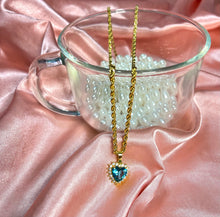 Load image into Gallery viewer, Crystal Heart Necklace