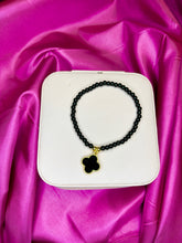 Load image into Gallery viewer, Clover Bracelet
