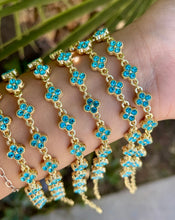 Load image into Gallery viewer, Crystal Clover Bracelet

