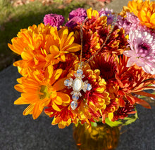 Load image into Gallery viewer, Marble Crystal Cross
