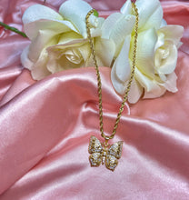 Load image into Gallery viewer, La Mariposa Necklace
