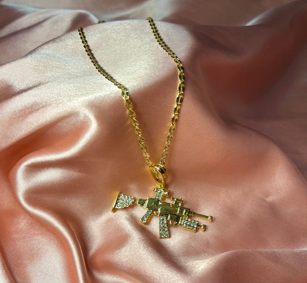 Stuna Necklace